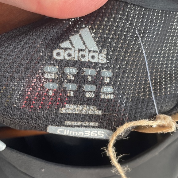 Retro Liverpool training top - Picture 4 of 6